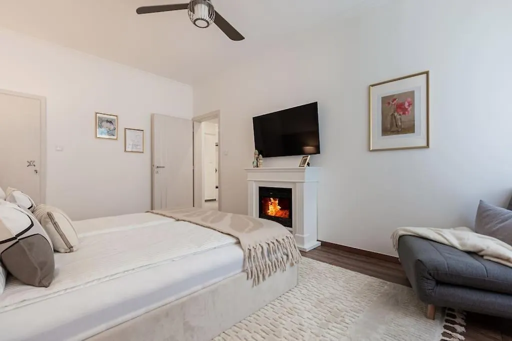 Cozy Complex - The Urban Retreat Apartment Budapest Hungary