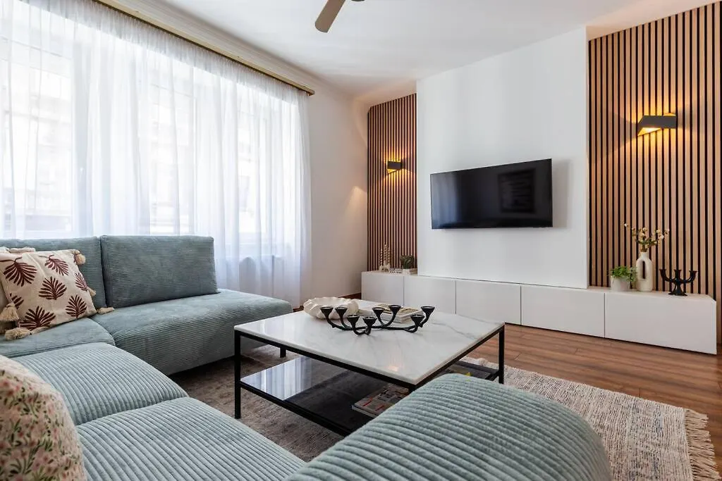 Cozy Complex - The Urban Retreat Apartment Budapest