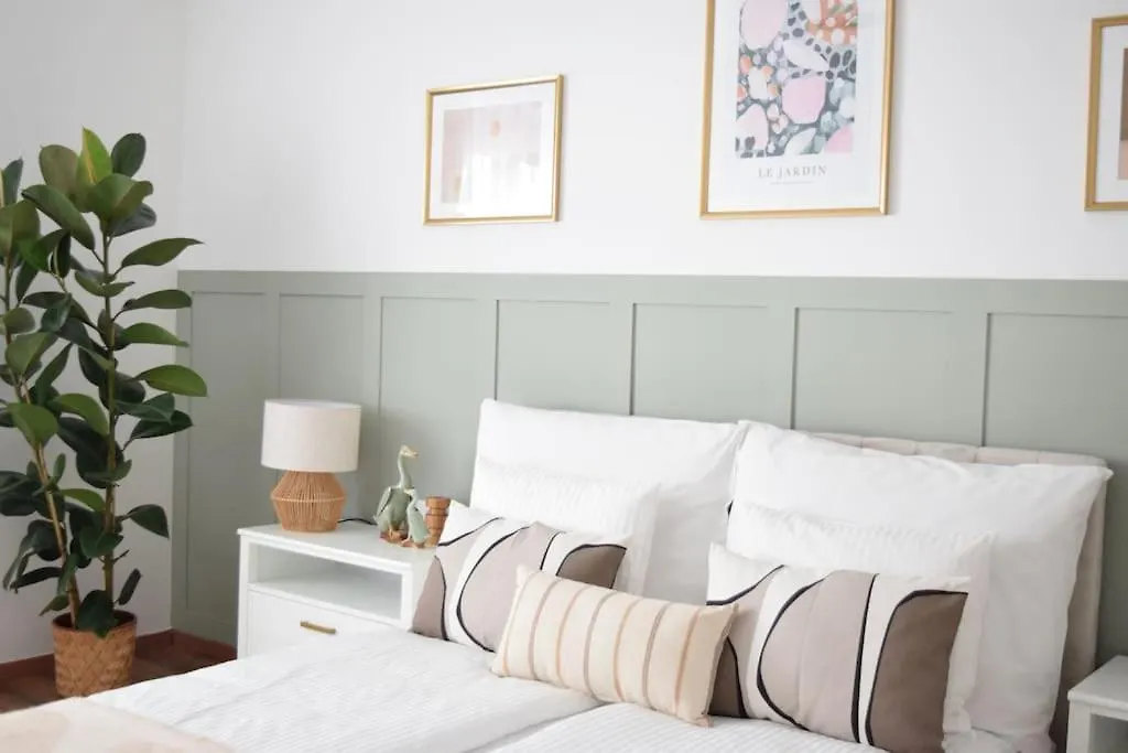 Cozy Complex - The Urban Retreat Apartment Budapest